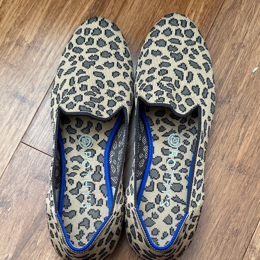 Rothy's Tan and Black Leopard Flats